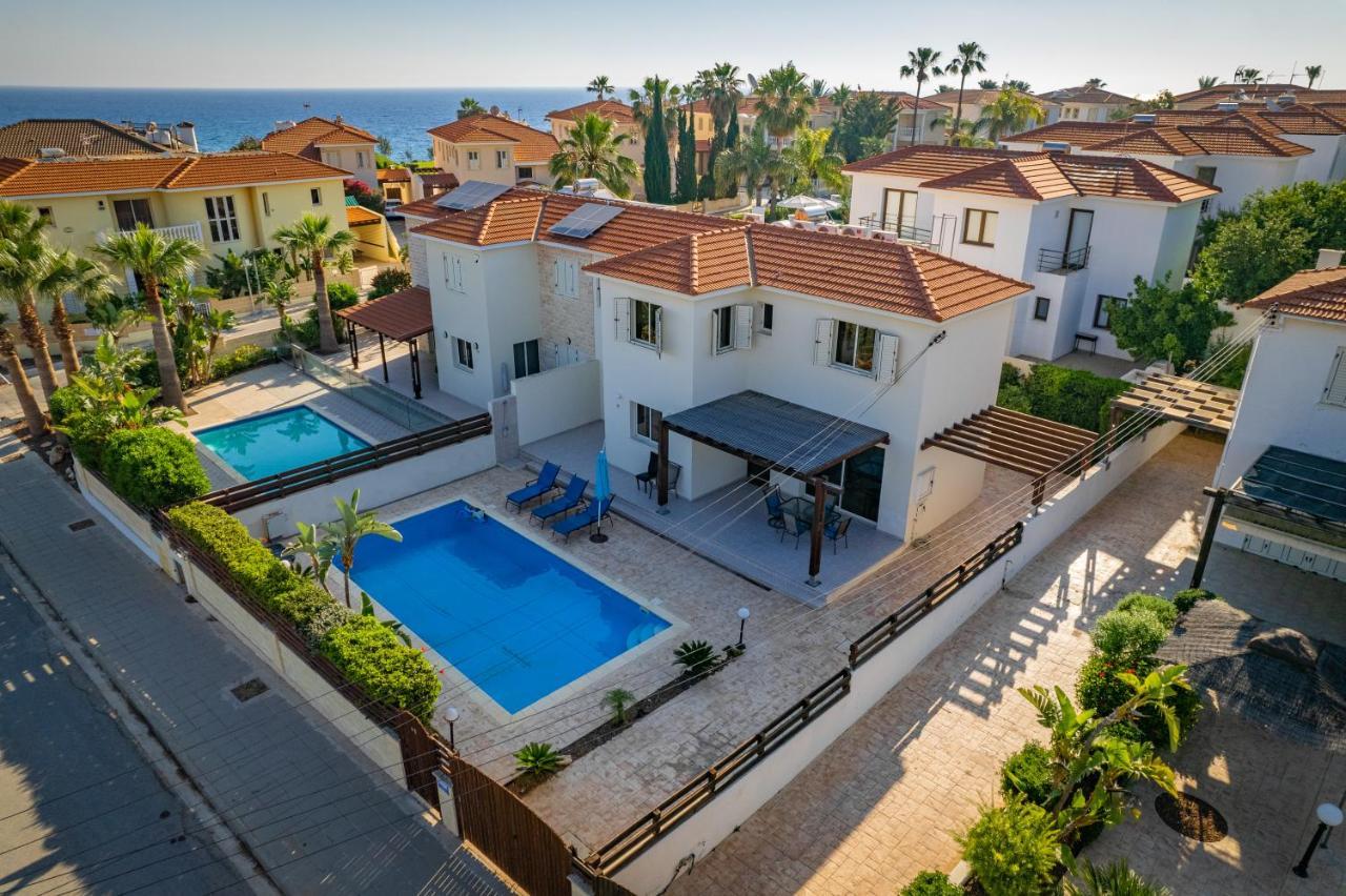 Atlantica 4 Bedroom Villa Near The Beach Protaras Esterno foto