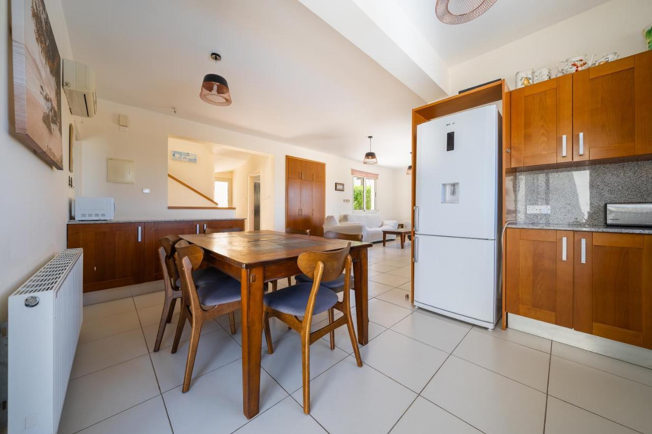 Atlantica 4 Bedroom Villa Near The Beach Protaras Esterno foto