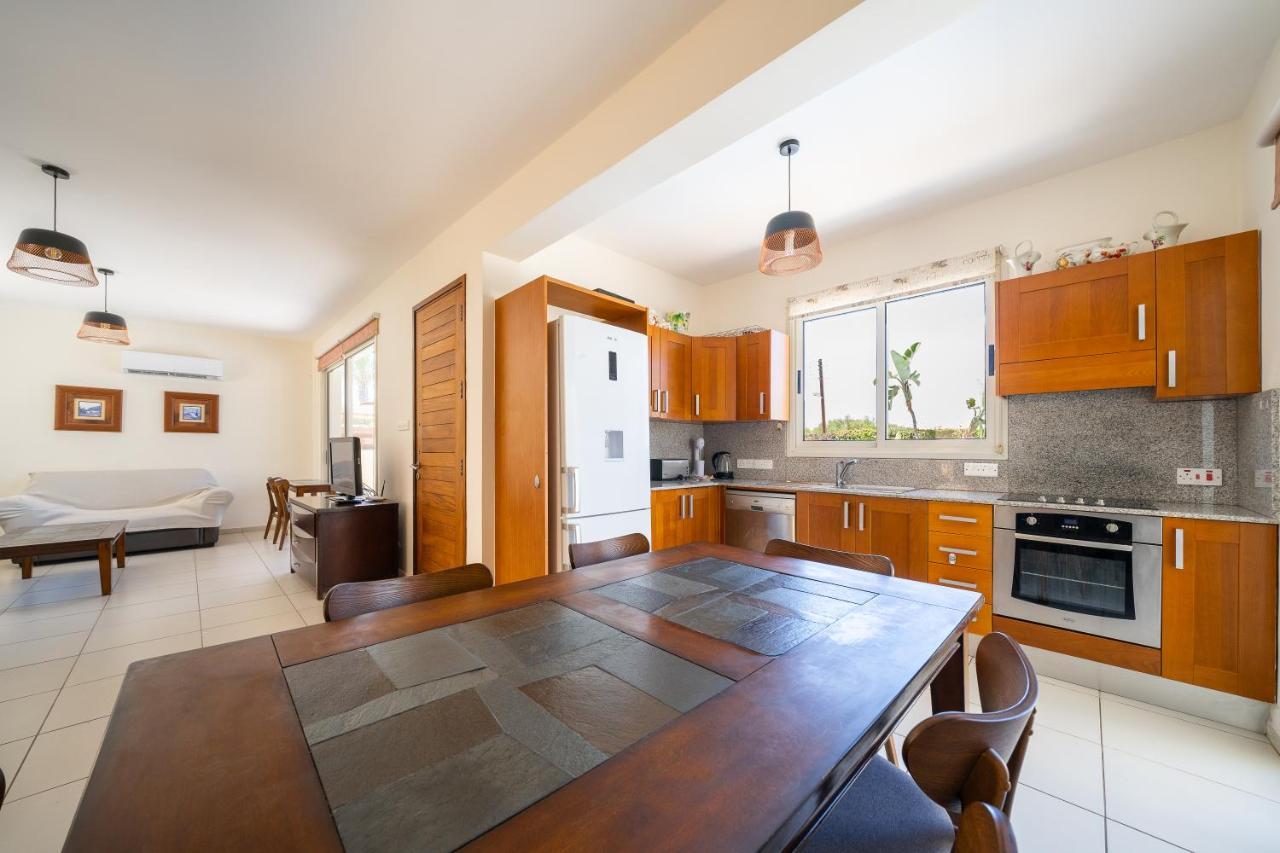 Atlantica 4 Bedroom Villa Near The Beach Protaras Esterno foto
