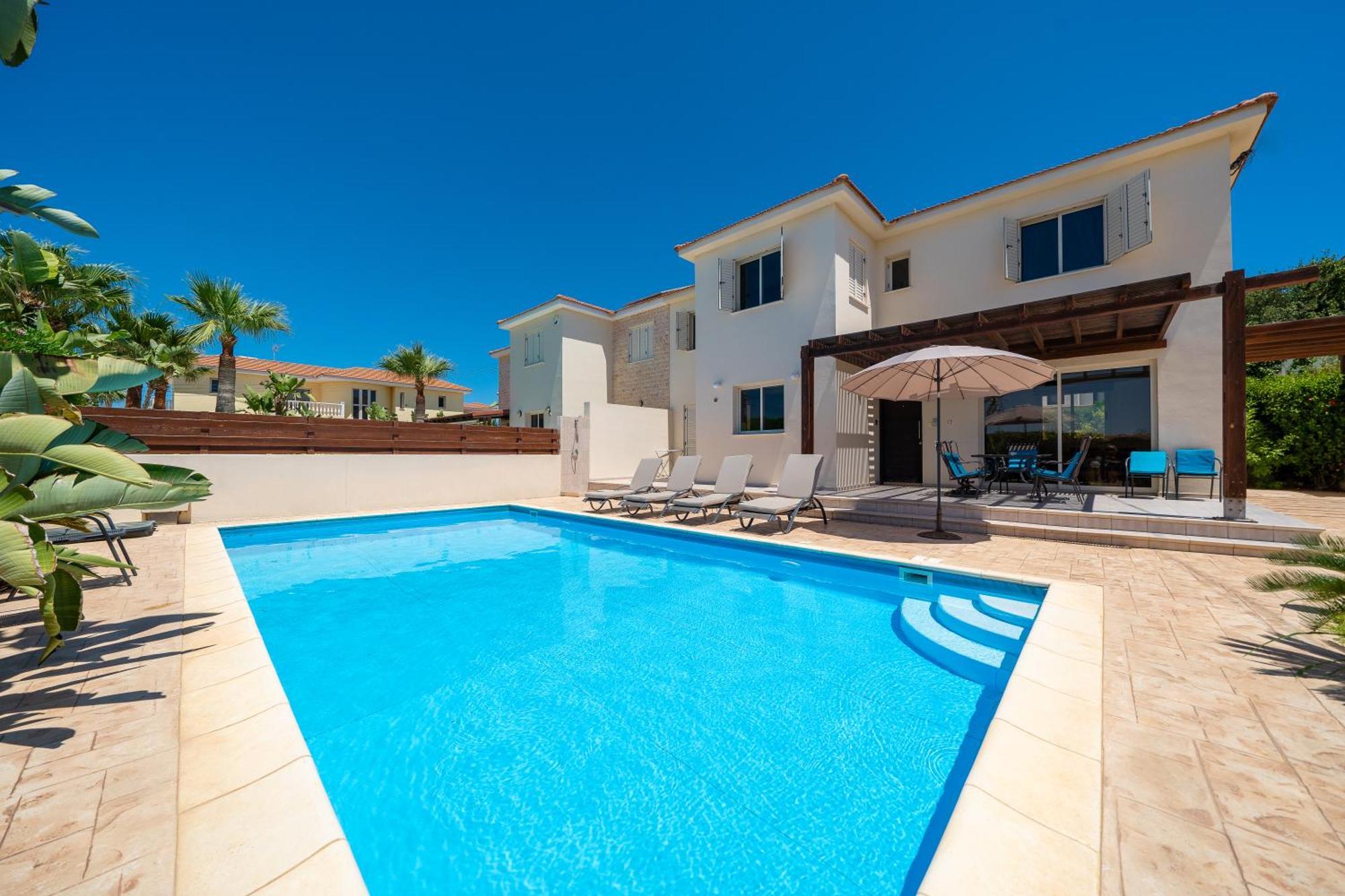 Atlantica 4 Bedroom Villa Near The Beach Protaras Esterno foto