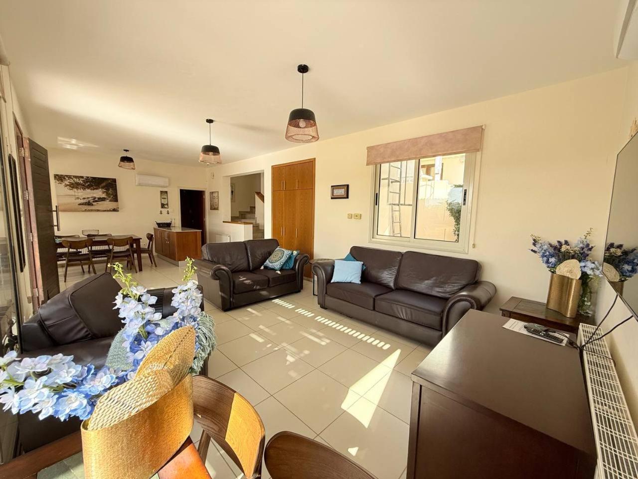 Atlantica 4 Bedroom Villa Near The Beach Protaras Esterno foto